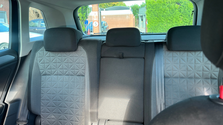 Volkswagen Tiguan 2.0 TDI Life 5dr DSG Diesel Estate